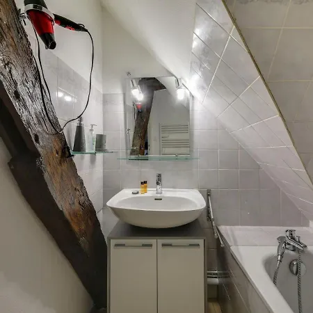 Apartmán Spacious In Normandy With Wooden Floor Bayeux